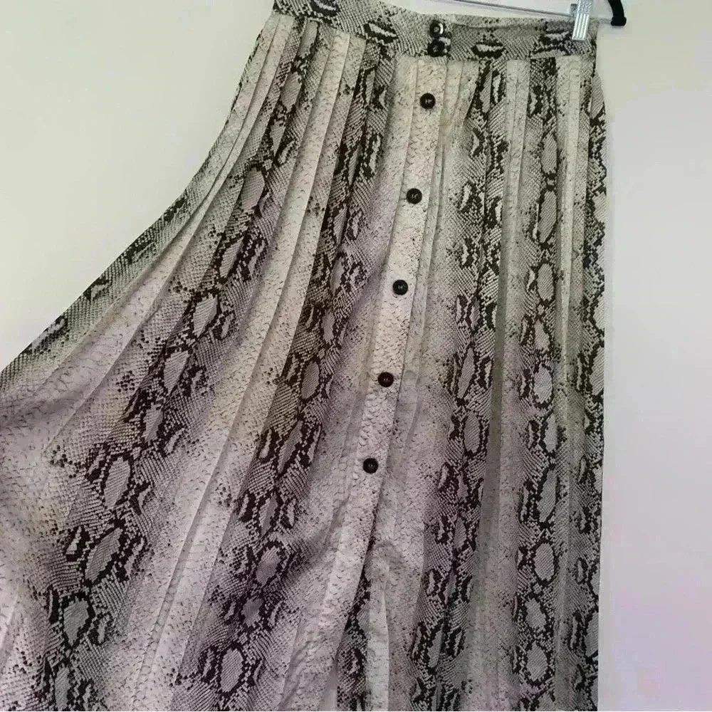 Dress Forum Women's Snakeskin Print Pleated Midi Skirt Size Large